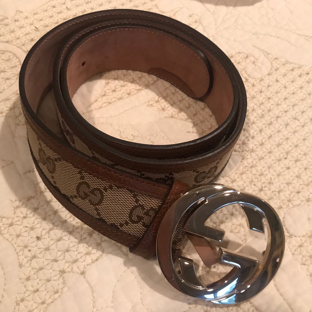 Barely worn Gucci belt